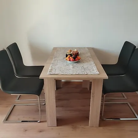 Apartma Helena דירה